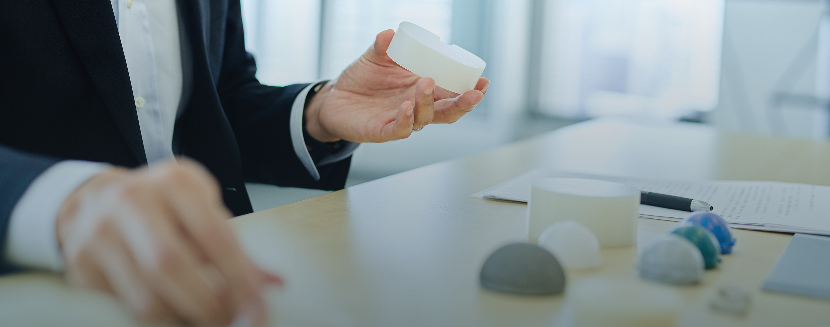 Implantable Engineering Plastics Performance Materials and Technical Support Power Advancements in Artificial Joints