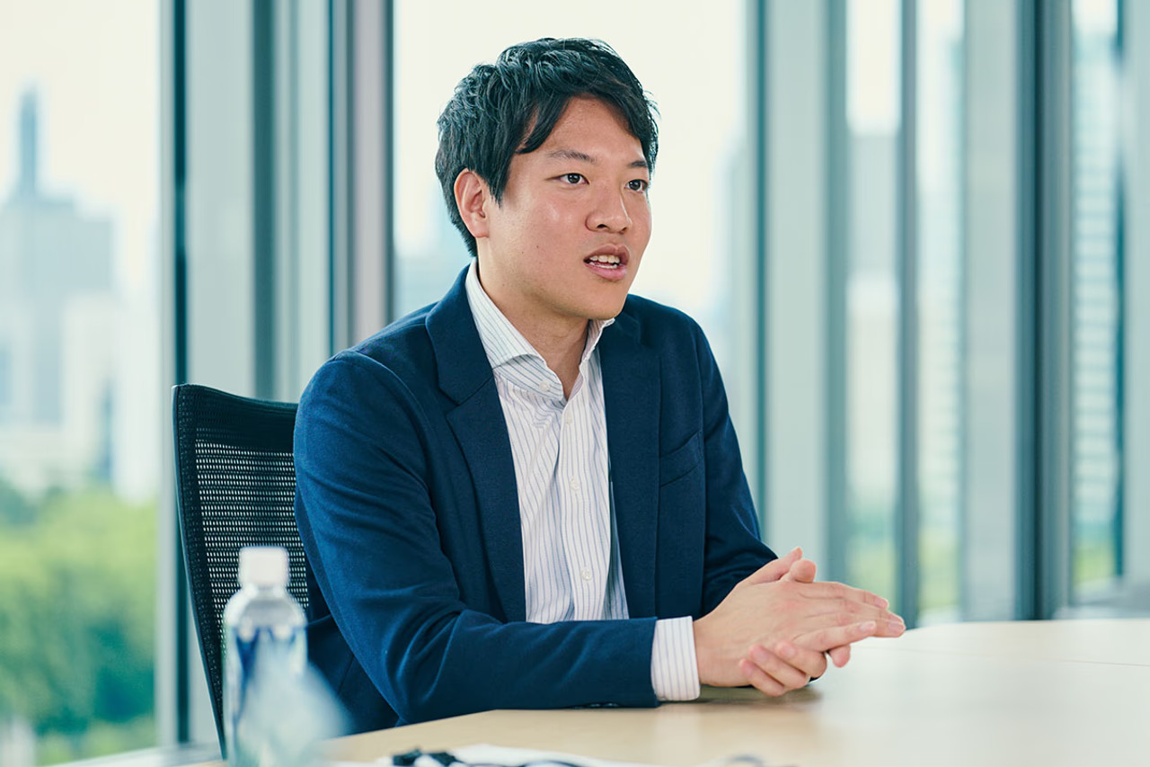 飯塚耕平（いいづか・こうへい）氏／三菱ケミカル ベーシックマテリアルズ＆ポリマーズビジネスグループ マテリアルズ＆ポリマーズ事業本部 新規バイオケミカル室 BENEBiOLグループ。BENEBiOL™のマーケティング・営業を担当。